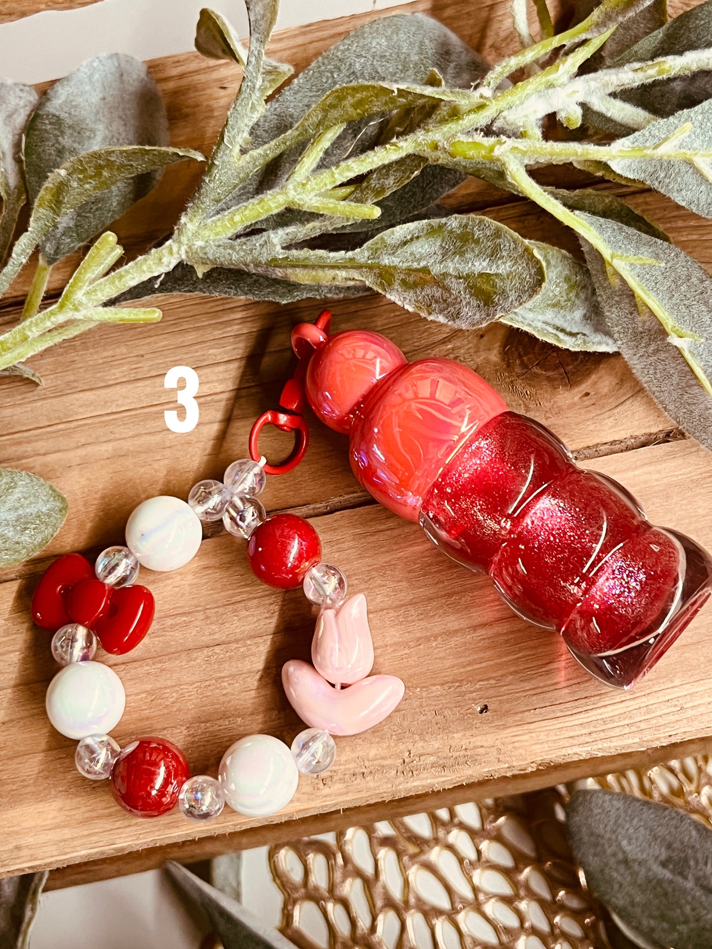 LIP GLOSS W/ TULIP KEYCHAIN
