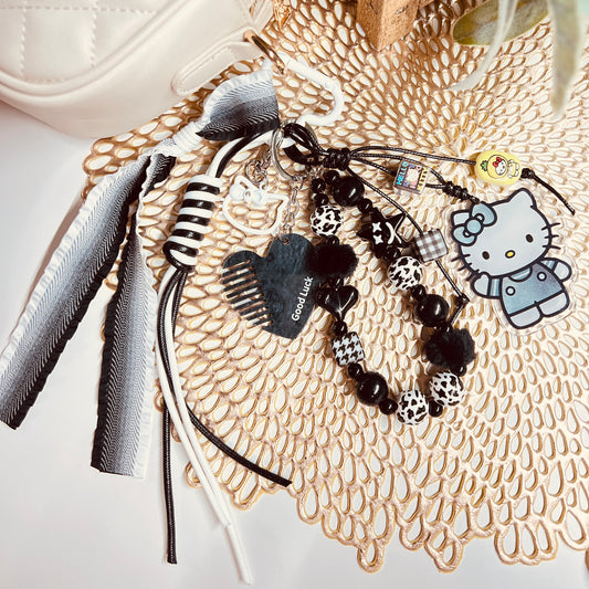 HANDMADE BAG CHARMS ~ KITTY/ HOUNDSTOOTH BEADS