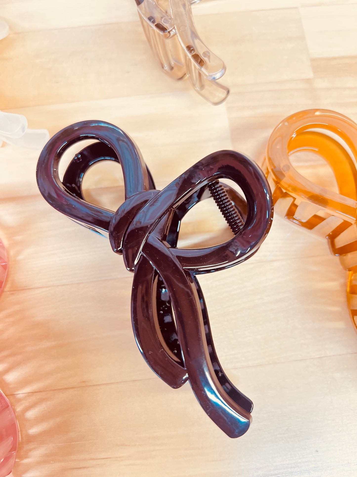 BIG BOW HAIR CLIP