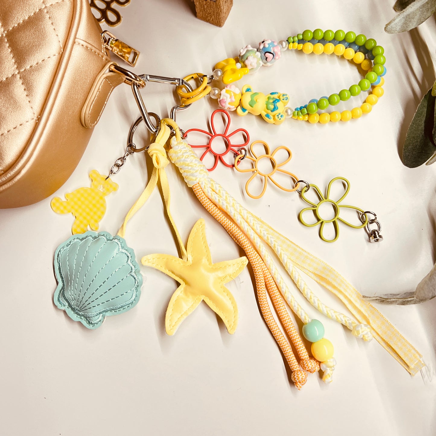 HANDMADE BAG CHARMS ~ SHELL