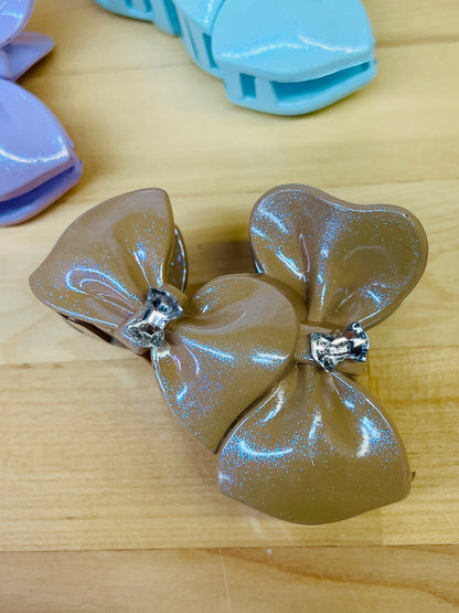 BOW CLIP