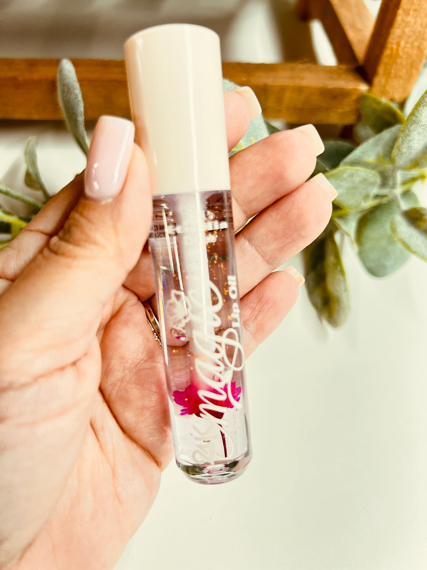 MAGIC LIP OIL