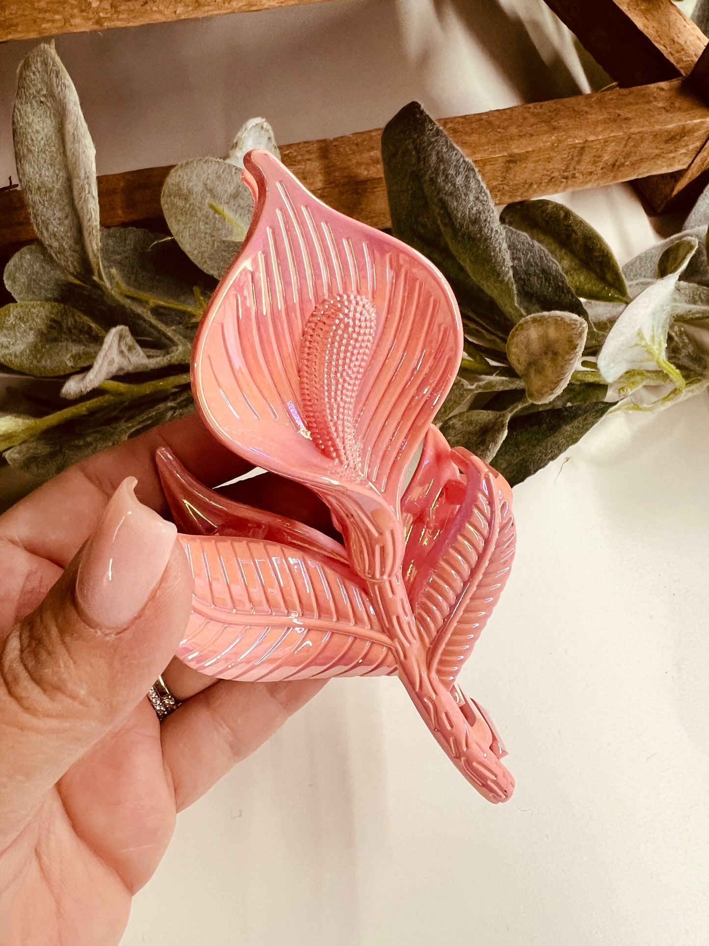 GLOSSY FLOWER  CLIP ~ ( 2 PACK )