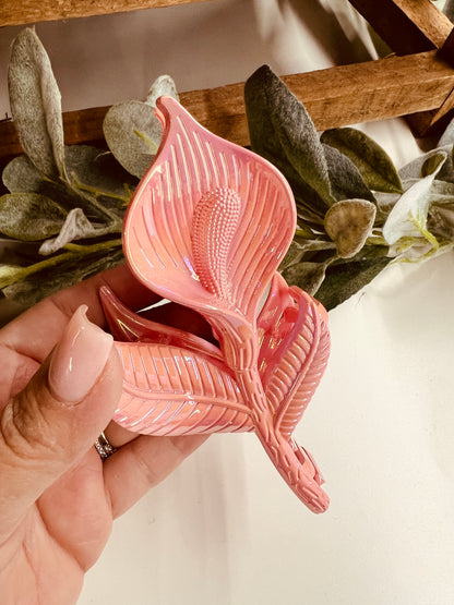 GLOSSY FLOWER  CLIP ~ ( 2 PACK )