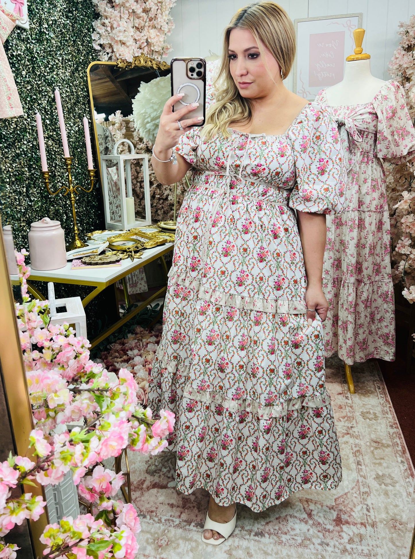 FLORAL RUFFLE PUFF SLEEVE MAXI DRESS