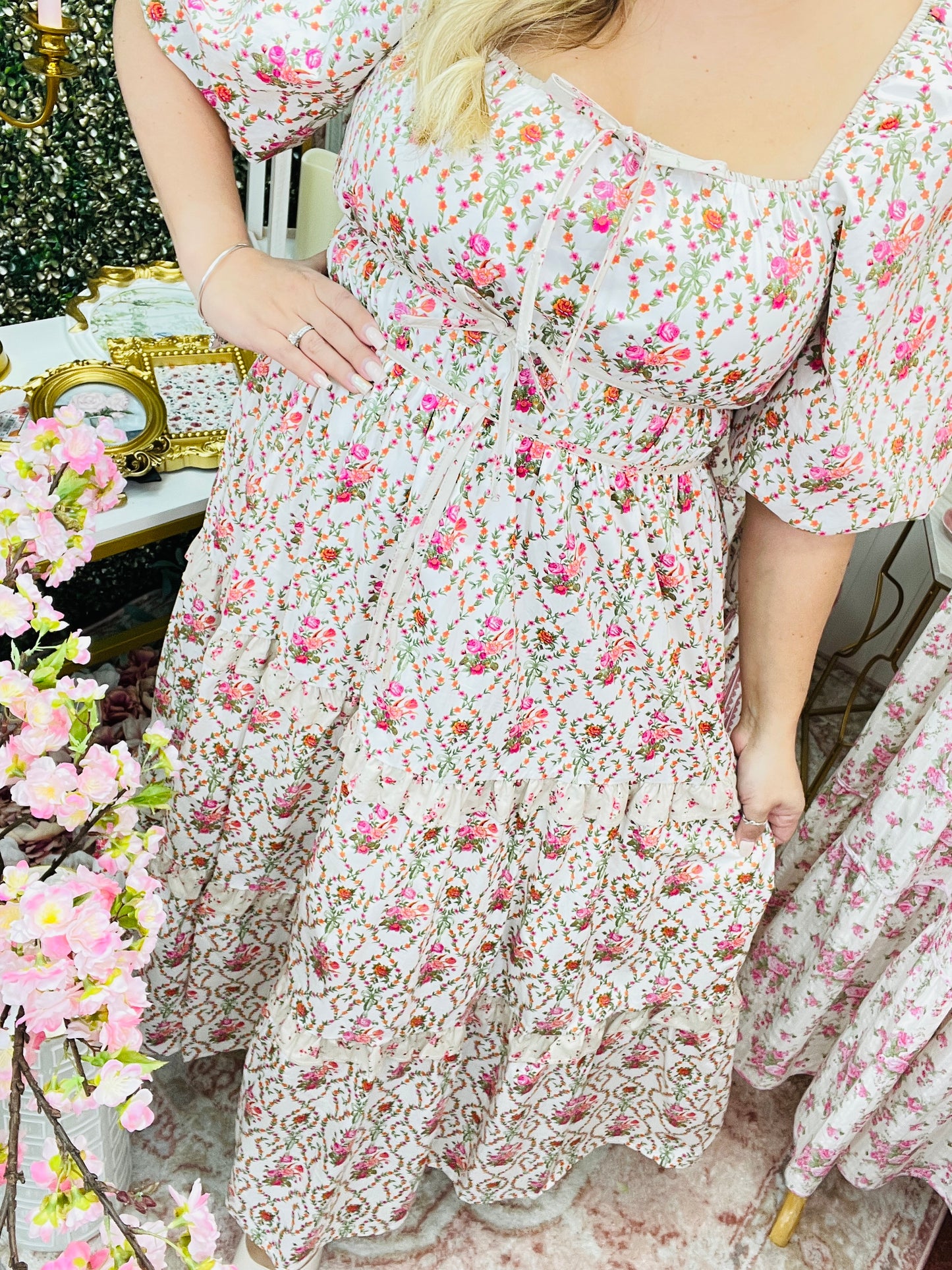 FLORAL RUFFLE PUFF SLEEVE MAXI DRESS