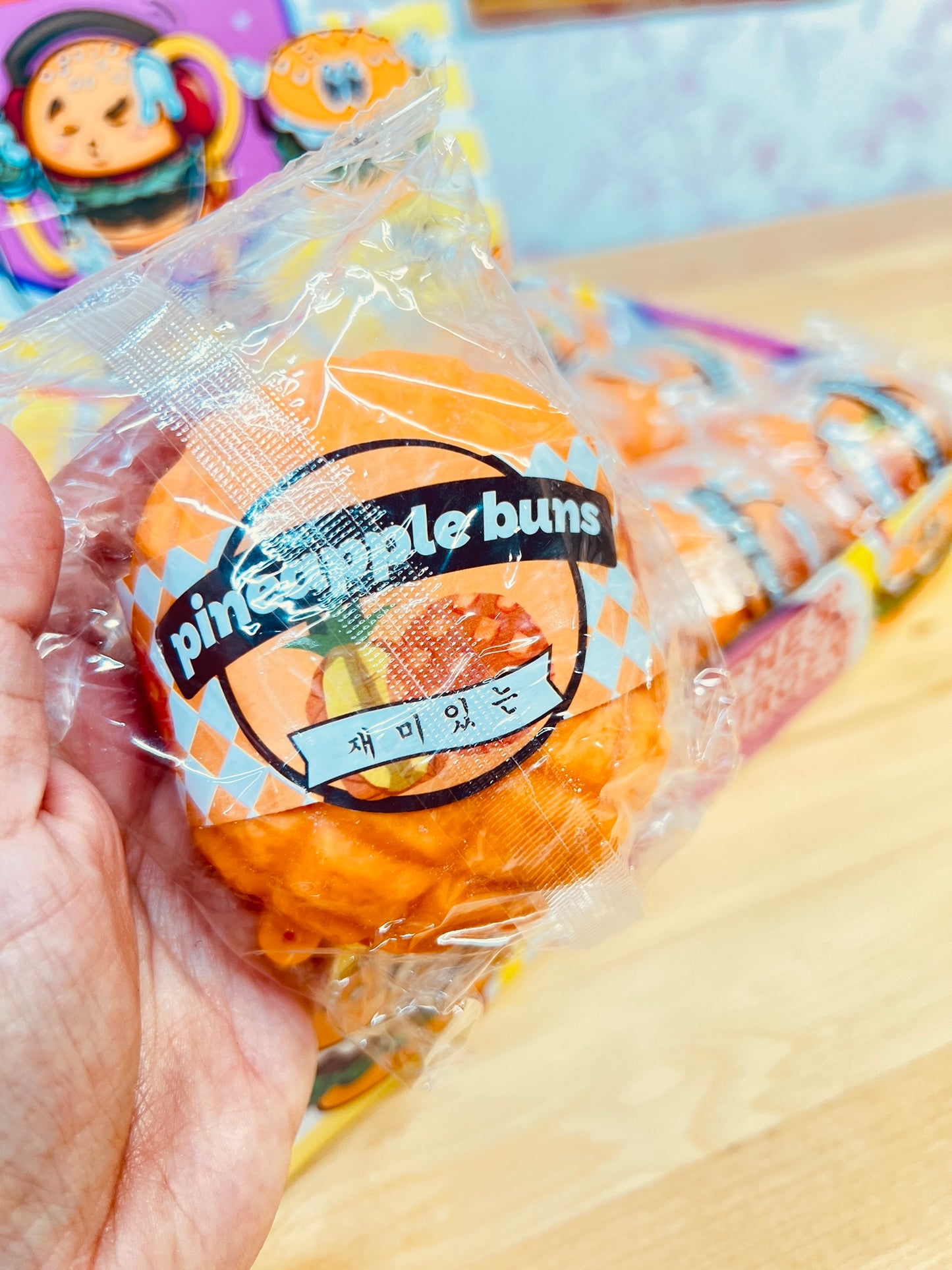 PINEAPPLE BUNS SQUISHY TOY