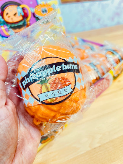 PINEAPPLE BUNS SQUISHY TOY