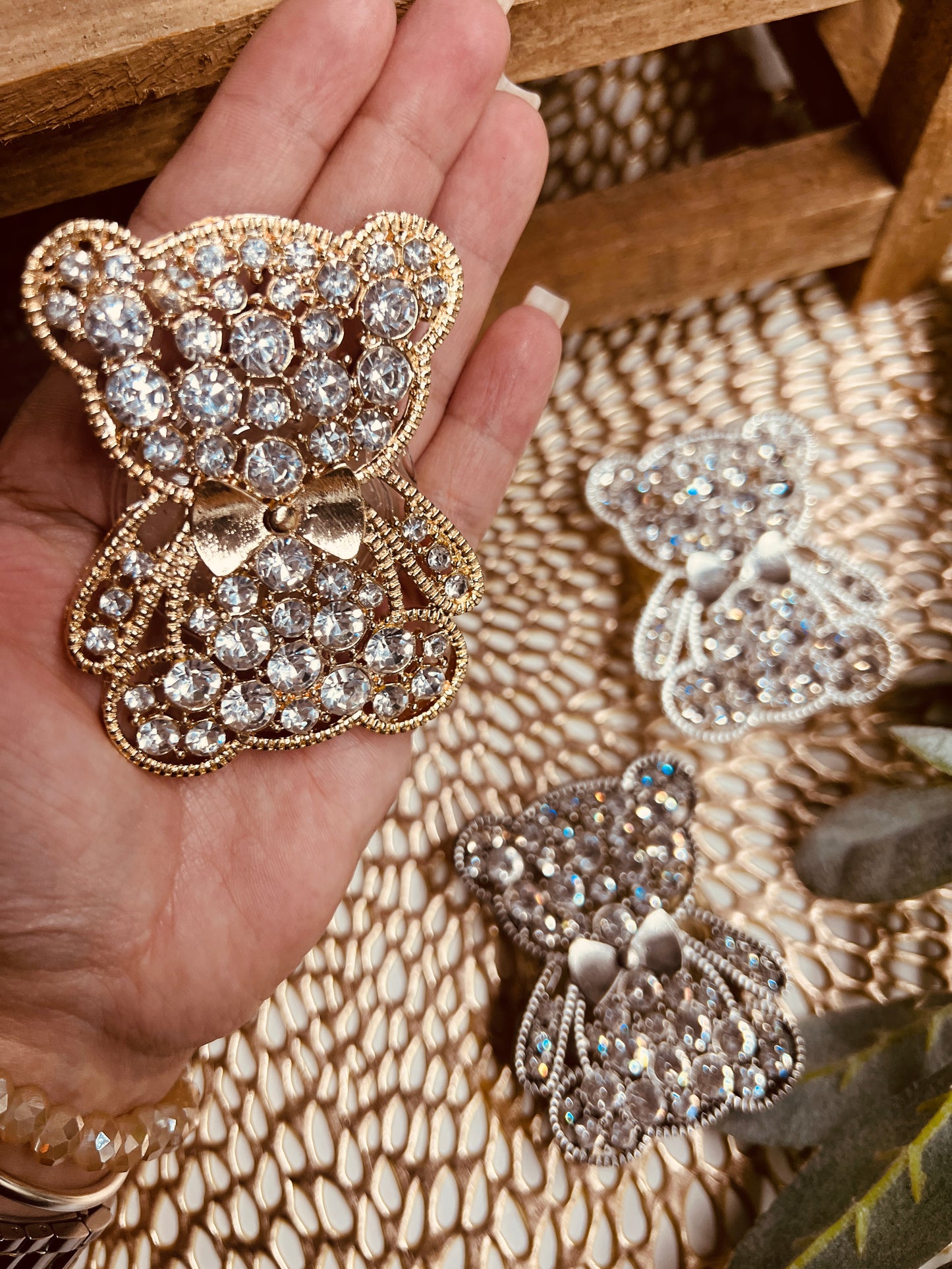 RHINESTONE TEDDY PHONE SOCKET