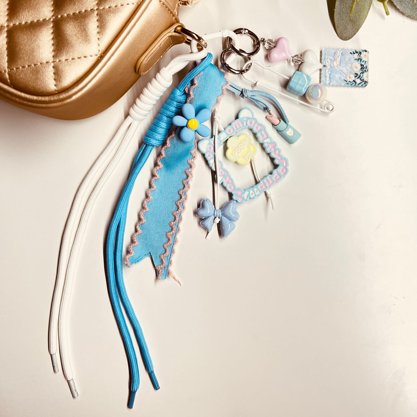 HANDMADE BAG CHARMS ~ KITTY FRAME/HEARTS