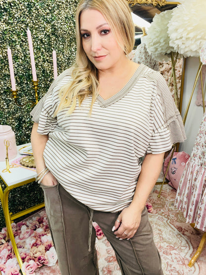 STRIPED KNIT V NECK TOP - MOCHA