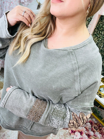 INSIDE OUT WASHED TERRY PULLOVER - FADED OLIVE