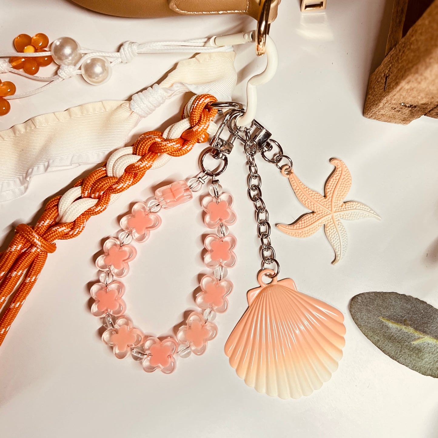 HANDMADE BAG CHARMS ~ OMBREE SHELL