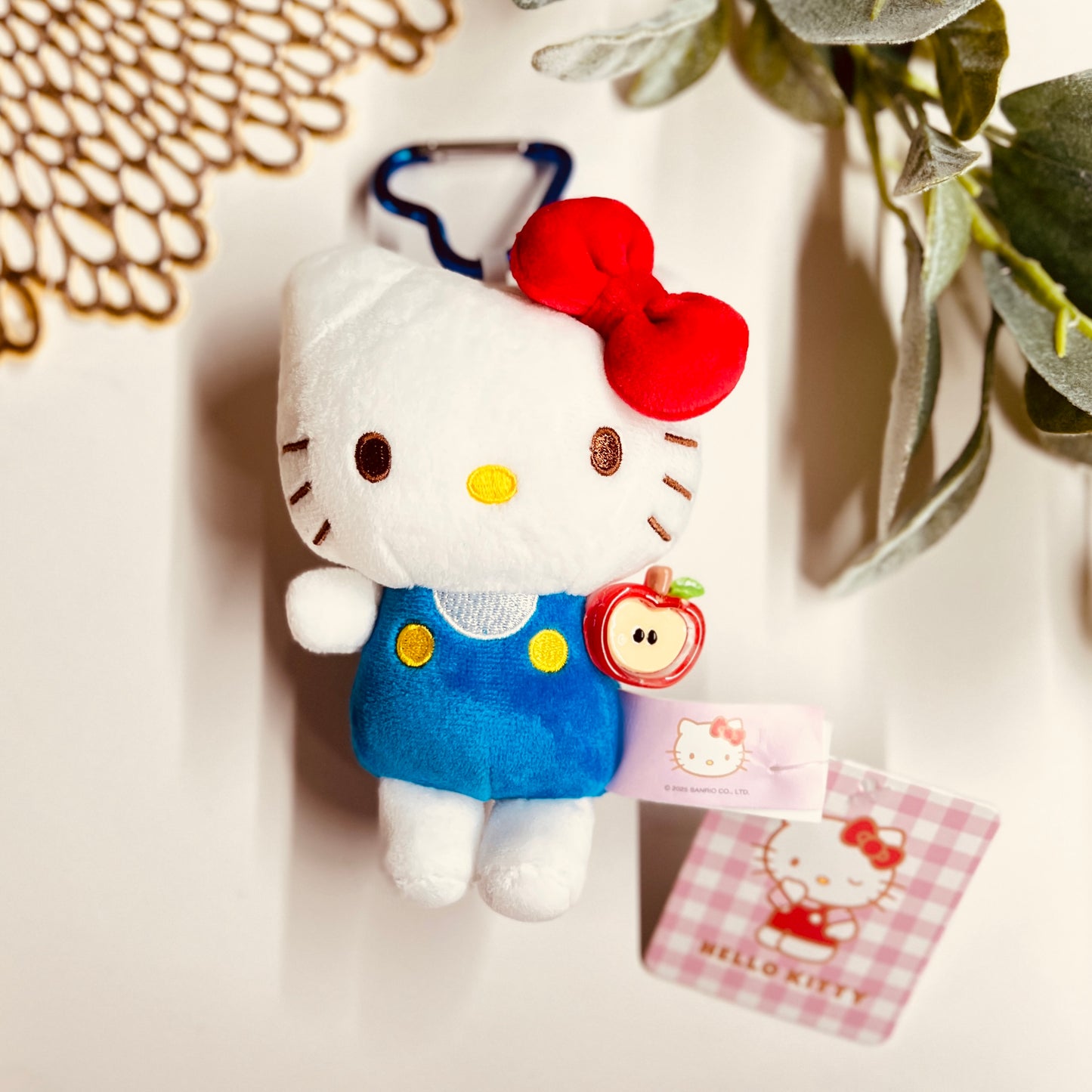 APPLE PINK KITTY KEYCHAIN