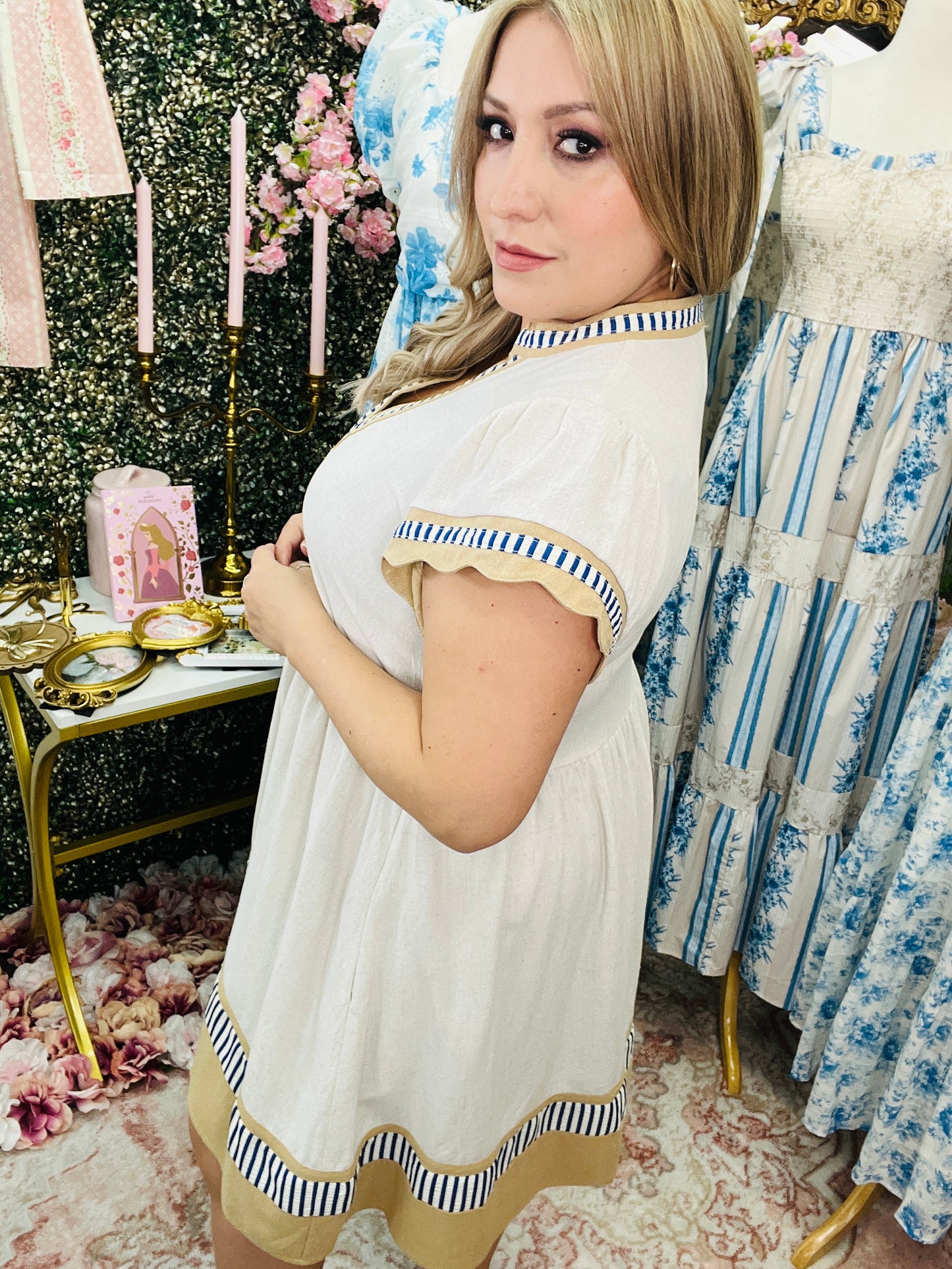 LINEN COLOR BLOCK FLUTTER SLEEVE DRESS