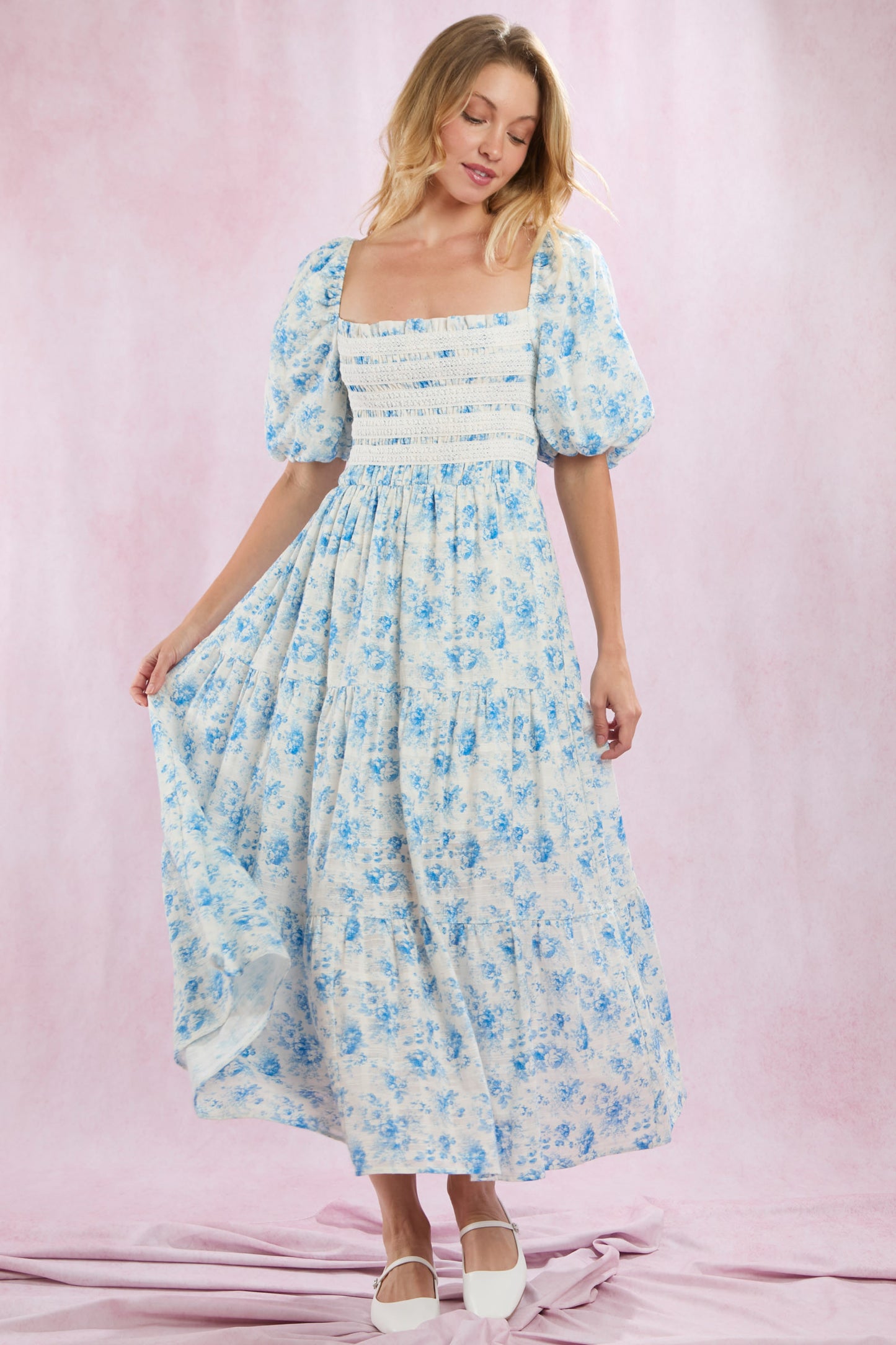 SMOCKED LACE TRIM PUFF SLEEVE MAXI DRESS