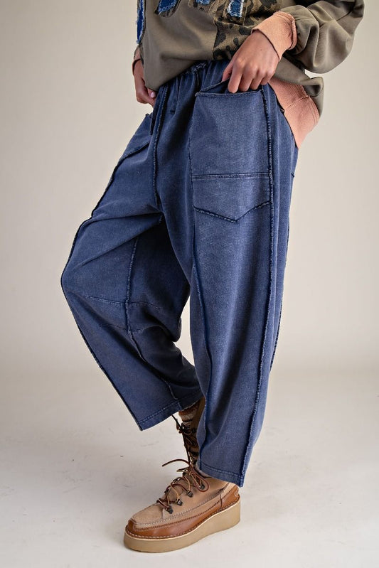 MINERAL WASHED TERRY KNIT BARREL PANTS - WASHED NAVY