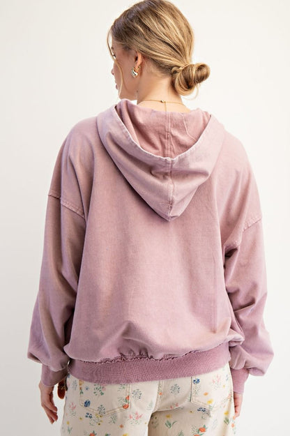 FLOWER PATCH WASHED TERRY PULLOVER HOODIE